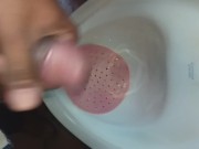 Quick fun at mall urinal