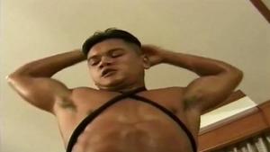 Gay Asian Twinkz: Athletic asian wants hard sex