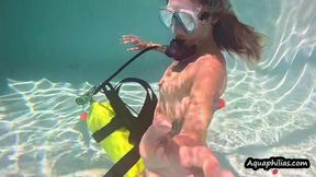 Scuba Flexing Muscle Stepmommy