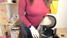 unfiltered & unhinged: nicoletta’s tracksuit striptease & furious desk rant