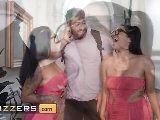 Lookalike Besties Exchange, Suck & Screw Jasmine Sherni, Yasmina Khan Brazzers