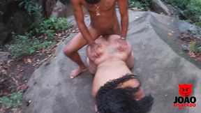 novinho pau grande fudendo a gorda bunda grande na cachoeira * morango rj * dj jump