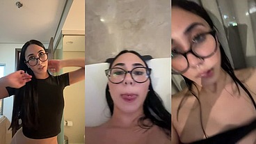 Novinha de 18 anos batendo papo em live adulta - Julia Costa