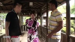 Japanese MILF Yui Uehara gives intense group blowjob