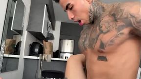 Hot Colombian MILF gets fucked until she cums with her big ass