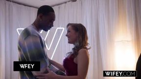 WIFEY Stunning Hotwife Amy Lynne Holds Hubby-to-be's Hand As She Takes A Huge BBC