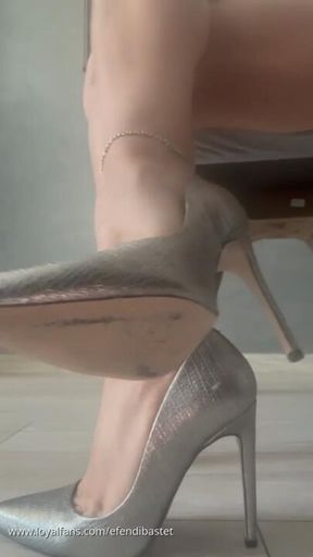 Dangling (long version)