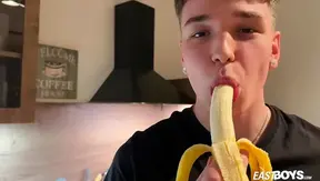 Justin Skyler Gives Intense POV Blowjob to Curvy Latino twink – 18+ Exclusive