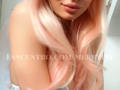 Horny Webcam Babe Solo Masturbation