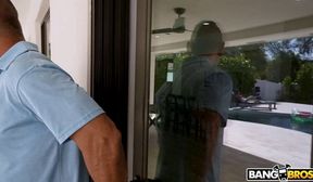 my stepdaughter told me no one could make her cum