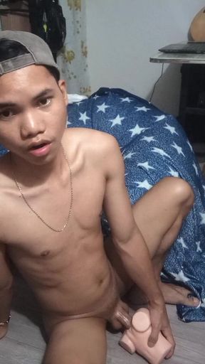 Trying How to Fuck This Pussy in an Angle