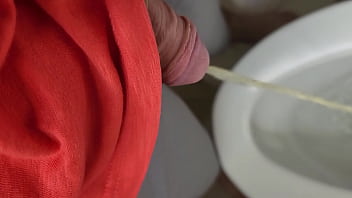 18yo boy pissing