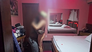 Esposa sai com BBC dotado para provocar o corno - parte 01