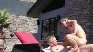 GayRoom: Jackson Wolf gets a buzz out of hard fucking