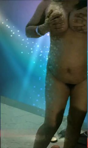 Nude Dance Indian Milf Neha Dancing in the party