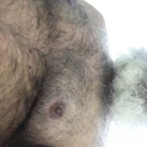 MACRO-PENIS OF THICK BODY STRONG HAIRY