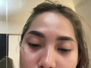 Cewe Indo Siap Mandi Colmek Pink