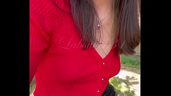 Je prends le soleil et je fais pipi au parc