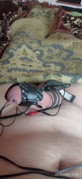 Electro sex toy, sexy hot cock. &lt;br /&gt;
Today I use my sex toy.. I&#039;m going to have a hot electro cock.