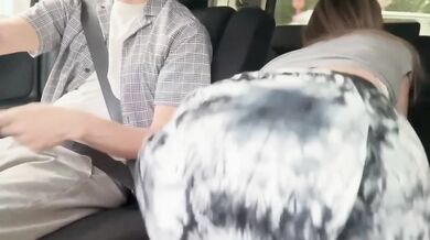 Japanese Amateur MILF Gushes Her Itch Cream In Driver Seat Ntr Fuking