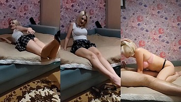 Соблазнила ножками и отсосала