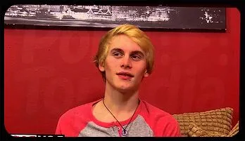 Cooper Steel's Smooth Ass Takes on a Big Toy Recommended