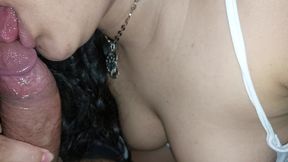 me gusta despertar a mi novio con una mamada asi despierta contento para cogerme