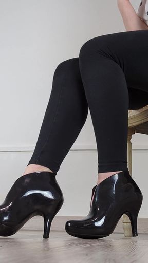 (705) Shoe Collection: High Heel Black Jelly Ankle Boots - Dame Olga (4k)