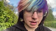 Emo Tboy Uses Remote Control Vibrator in Public