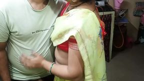 Mumbai MILF sashays out of saree, revealing creamy Indian cleavage for hardcore anal&#x1F44C; ecstasy