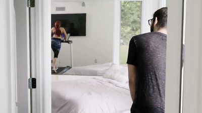Athletic Redhead Stepmom Savana Styles gives her Stepsons A Workout