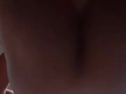 Metendo gostoso um vibrador e um consolo peniano de 23 cms