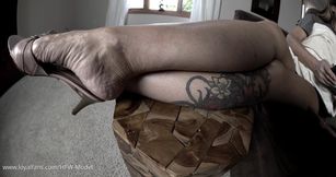 Busy On The Couch - Full Movie  [LaCreme]