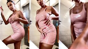 update #7 (september 19, 2022) new pink latex dress ?? la nouvelle robe rose en latex ??