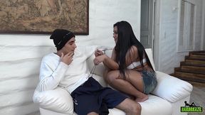 a milf acaba dando para o dotado depois de se impressionar com o tamanho do pau - alessandra marques - big bambu