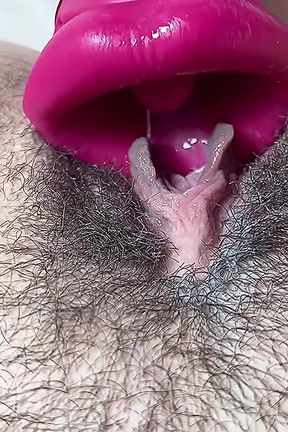 Extreme Licking and Sucking Tight Virgin with Close-up!