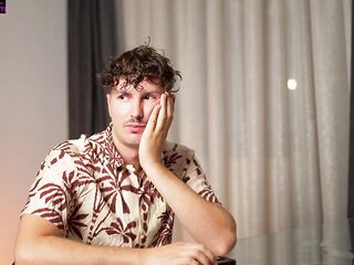 Is My Boyfriend Ready For A 3-some With Some other Stud? - Tantaly