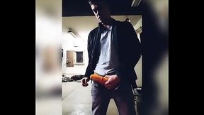 Gostoso na punheta