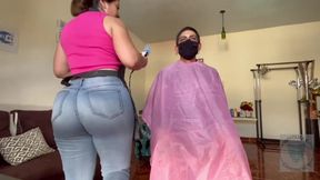 Big Ass&#x1F351; Hairdresser's Cream Pie Creampie!