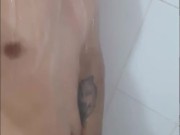 me vengo en la ducha