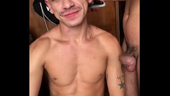 Barbeiro nu - brendo vilhena