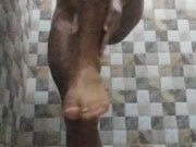 Video casero en la ducha, un bailecito