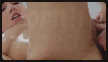 Tracy Massage Delights Eufrat with Oil and Fingering