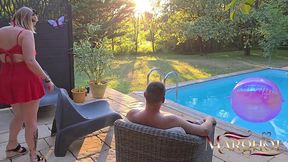mon mec cocu filme un fan me defoncer sur la terrasse de la piscine