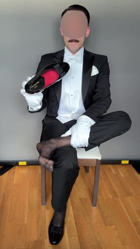 Gentleman in Tails Jerks off Into His Patent Leather Shoes