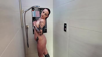 Come take a hot shower with me!