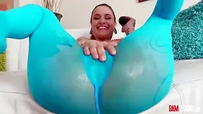 Hottie Luna Lovely - Deep Throat Dirt