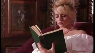 Blondýnky s velkými prsy Rebecca Wild a Sindee Coxx přijímají od Alexe Sanderse drsný anální creampie v doggystyle