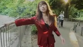 Sensual Brunette Mirai Hirooka Teasingly Gives Handjob For Pleasure