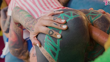 Alternative COSTUME ANAL 4-some - 2 on 2 double penetration, facefucking and facial cumshot action